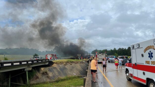 Trucking company involved in fatal I-65 crash releases statement