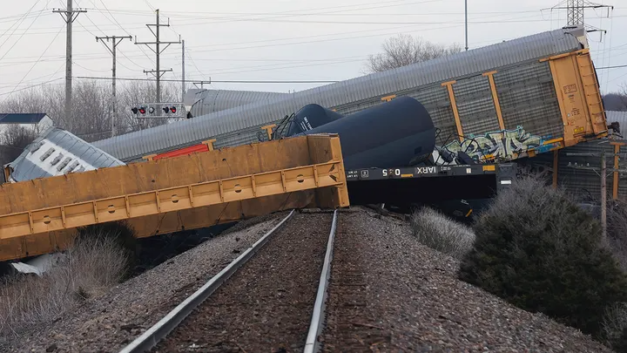 A Norfolk Southern employee lost his life as a consequence of the collision
